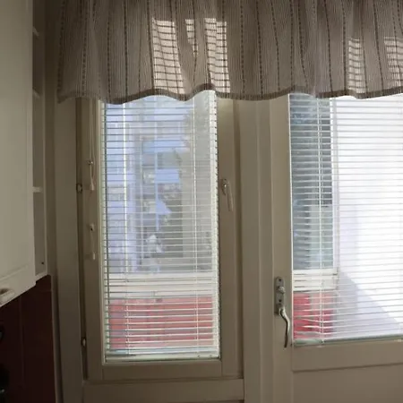 Middle Of Town Centre. Lejlighed Tornio